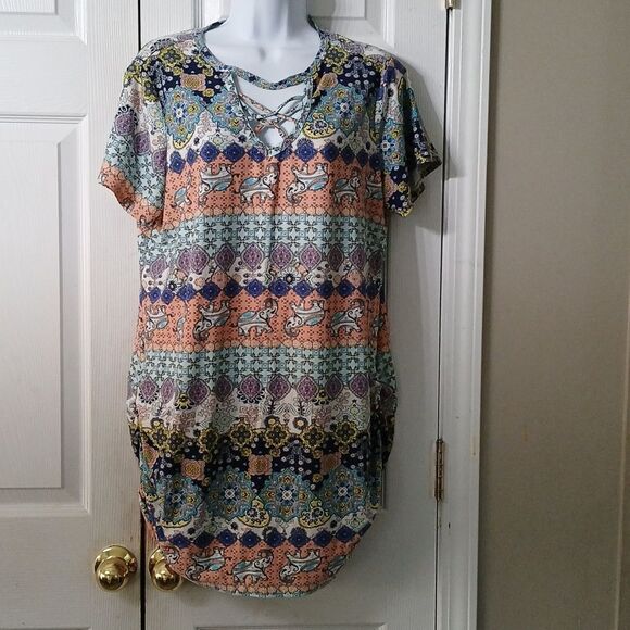 Bobbie Brooks Super Soft Criss Cross Detail tunic Sz 1X With Elephants - Picture 1 of 5